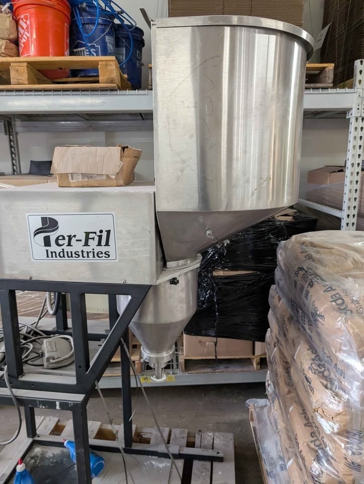 Per-Fil Industries toner and fine-powder filling machine